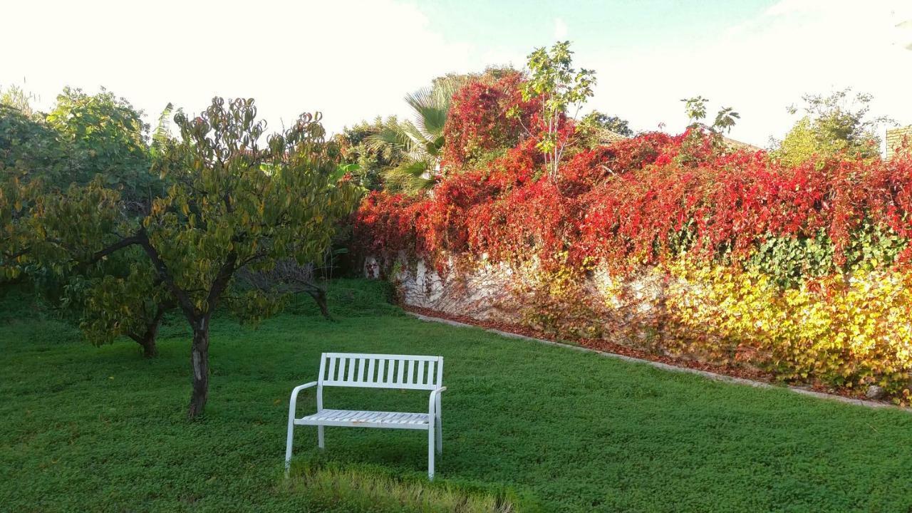 Villa Bea Giardini Naxos Bagian luar foto